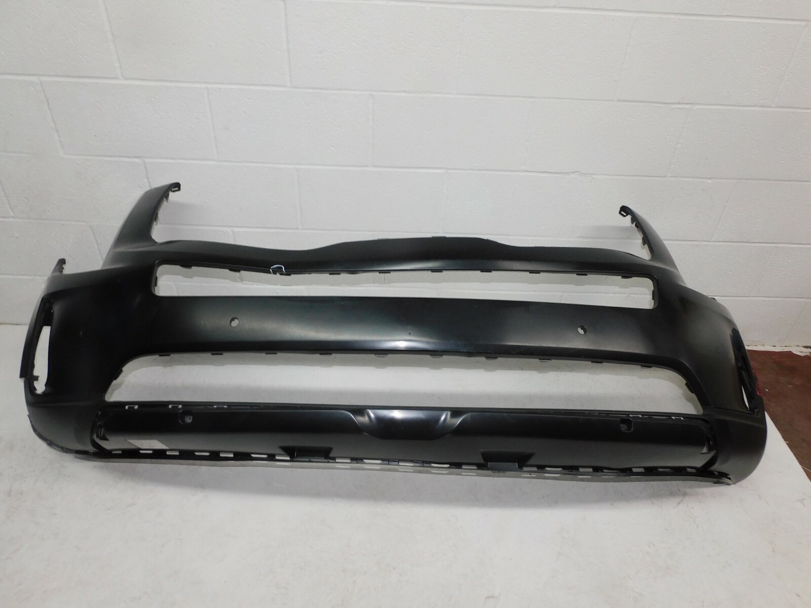 2016 Kia Telluride Front Bumper Assembly